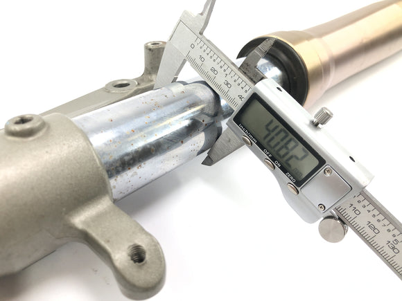 Yamaha YZF 750 R 4HN [1995] - Gabel Telegabel mit Achse