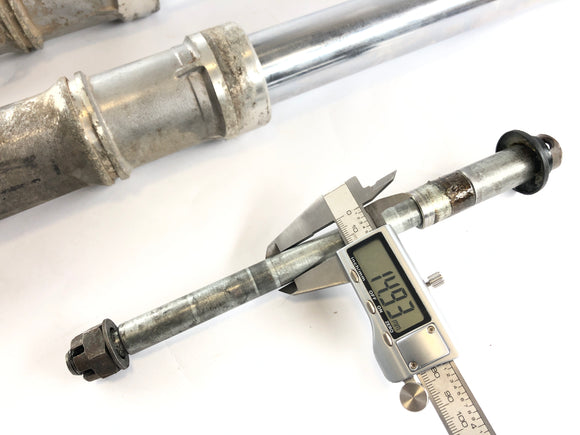 ヤマハXT 600 ZENTERE 34L [1985]  - 軸付きフォークテレガベル