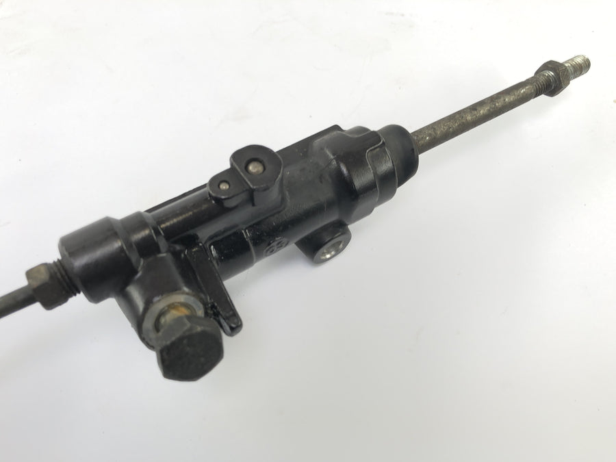 Kawasaki GPZ 1000 RX [1987] - Bomba de freno detrás