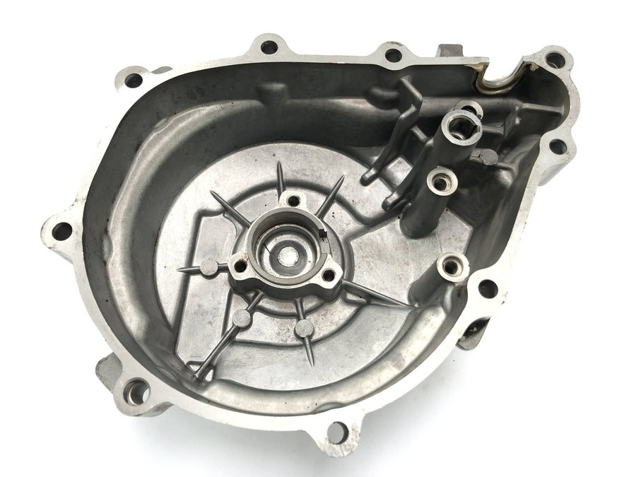 SWM SM 125 R [2018] - Generator täcker motorlock på vänster lima lock