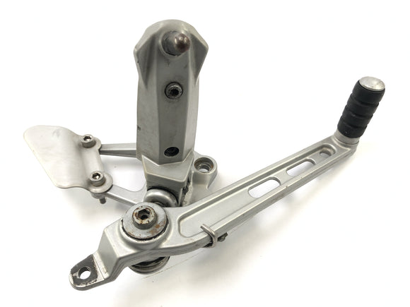 BMW R 1100 S R11 [2005]  - フットレスト右ドライバーのフットレスト付きブレーキペダル