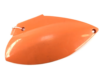 KTM LC4 640 EGS [2004]  - サイドクラッディング右服