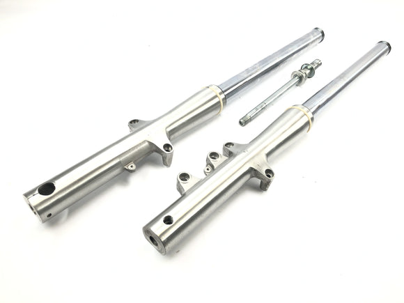 Suzuki Intruder VL 1500 AL [2000] - Gabel Telegabel mit Achse Gabelrohre Standrohre Tauchrohre