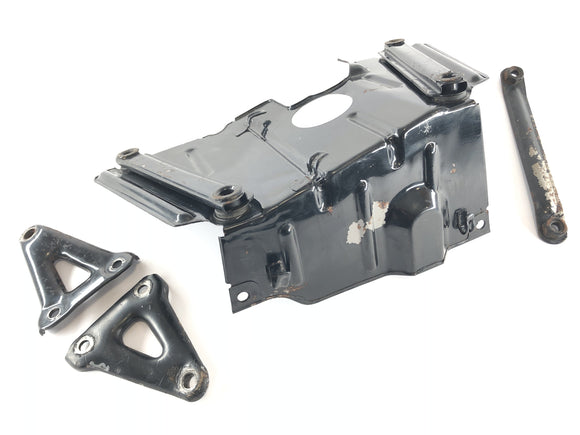 Honda GL 1000 Goldwing GL1 [1977] - chladicí ventilátor v držáku