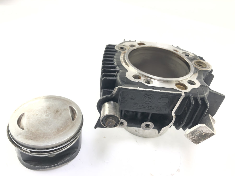 Ducati 900 SS [1991] - Cylinder with piston horizontal