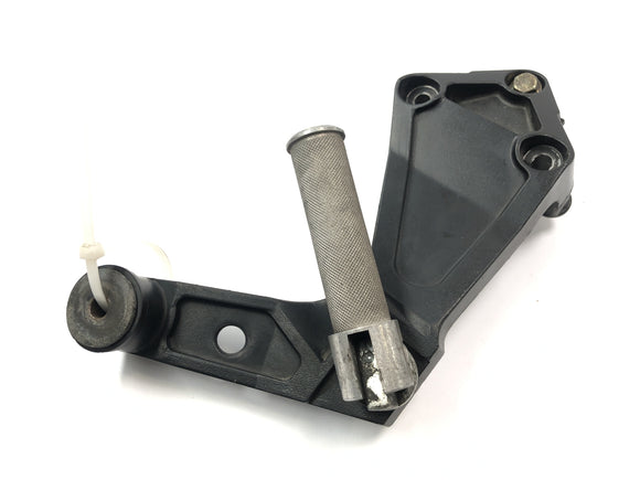 Triumph Daytona 900 T300 [1996] - Soporte reposapiés pasajero reposapiés derecho pasajero