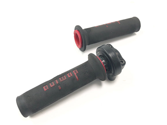 Aprilia RSV 1000 RP Mille [2001] - Throttle grip handlebar grips