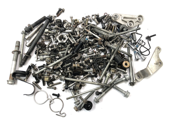 Triumph Speed Triple 1050 515NJ [2007] - kit de parafusos material de fixação peças restantes lote misto