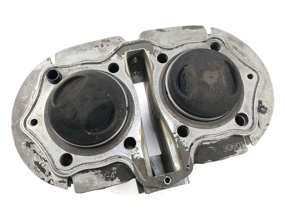 ヤマハXS 650 SE 3L1 [1979]  - ピストン付きシリンダー