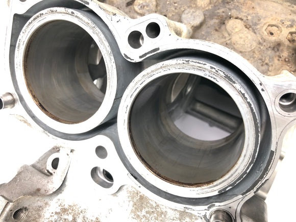 Honda VFR 800 FI RC46 [1999] - Motorgehäuse Kurbelgehäuse Motorblock Zylindergehäuse