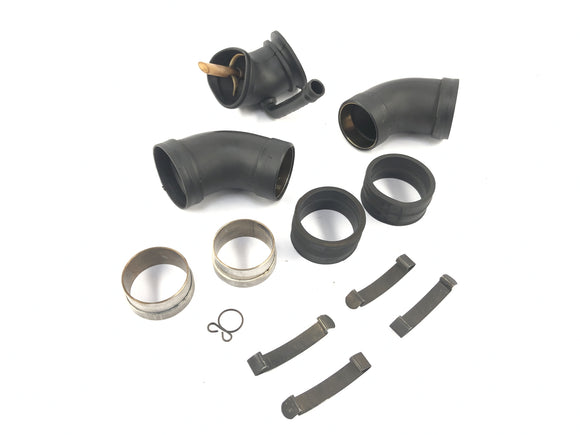 BMW R 100 RT 247 [1981] - Admission dans la fermeture de la boîte de filtre à air