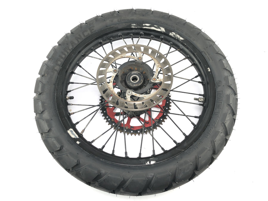 Beta RR 125 [2018] - Obręcz koła tylnego z tarczą hamulcową i kołem łańcuchowym 18 cali