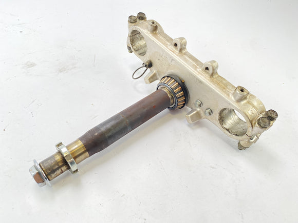 ヤマハXT 600 Zテネレ1VJ [1986]  - フォークブリッジの下