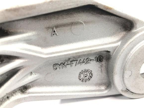 Yamaha MT 03 RM02 [2007] - Fußraste Fahrerfußraste links