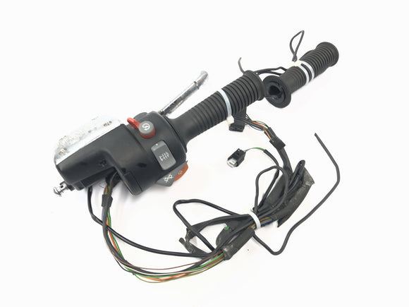 BMW R 1200 CL K30 [2003] - Styret tilpasset styresbryter til høyre med gasshåndtakets oppvarmingssett