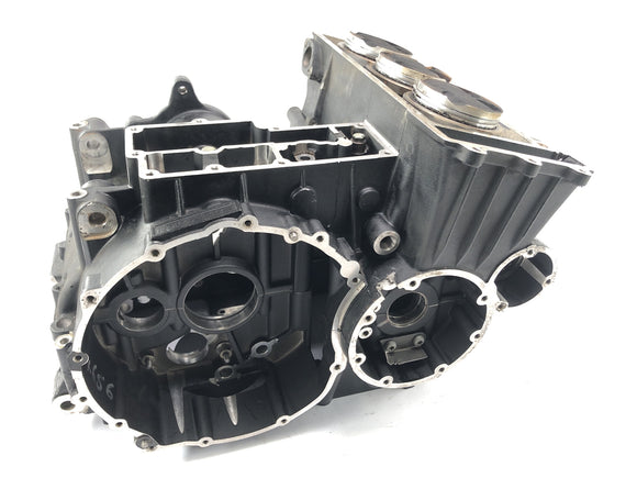 Triumph Daytona 900 T300 [1993] - Motorské pouzdro s běžícími zásuvkami a písty