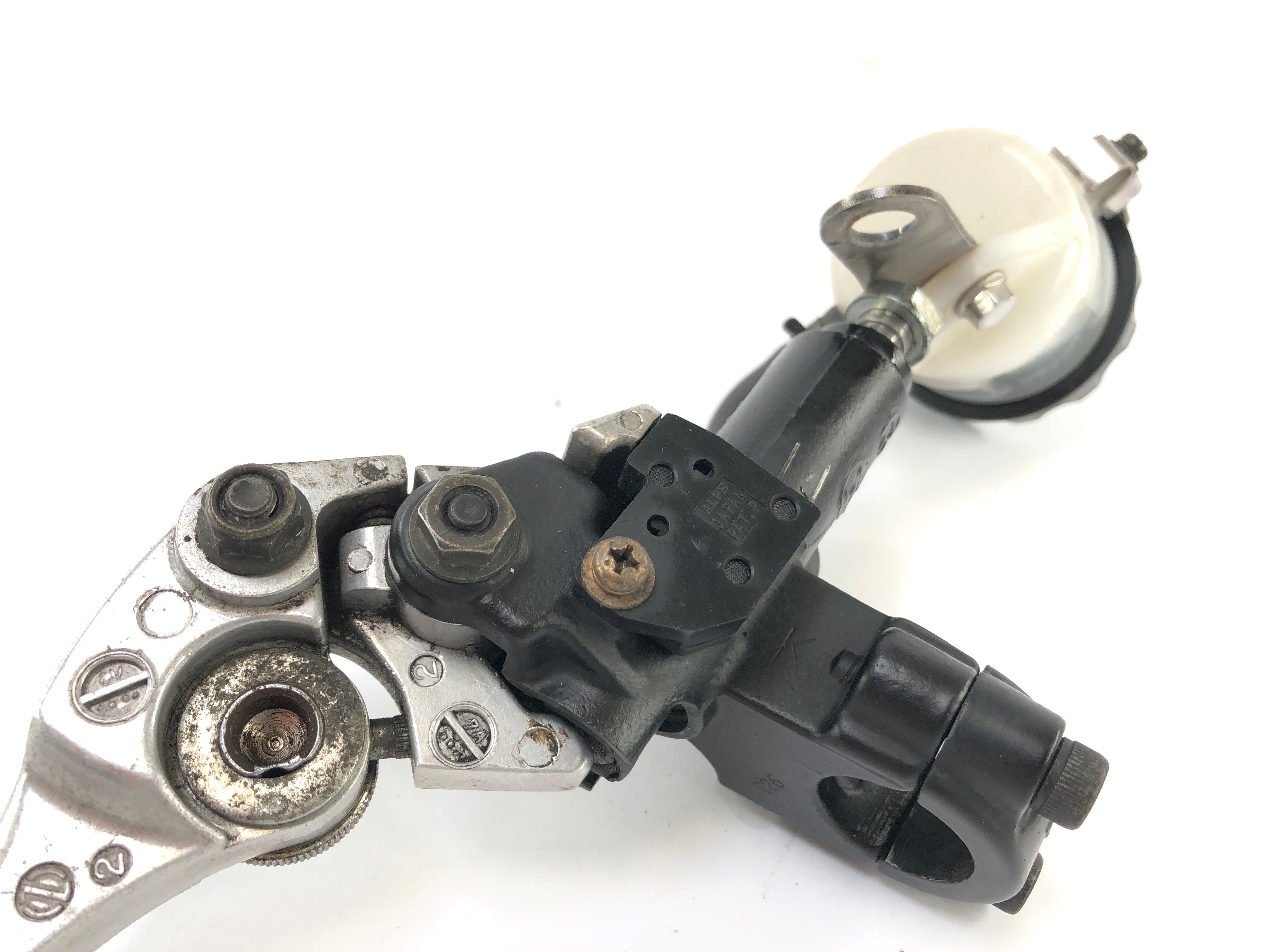 Triumph Daytona 955i T595 [1999] - Handbrake pump handlebar fitting right