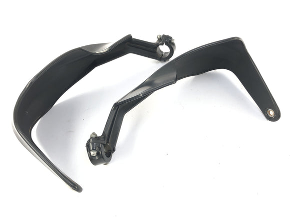 KTM LC4 640 EGS [2004] - Ручные защитники установлены пары