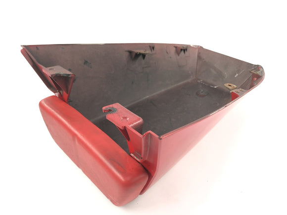 Suzuki GSX R 1100 GV73B [1990] - kryt sedadla Socius vzadu