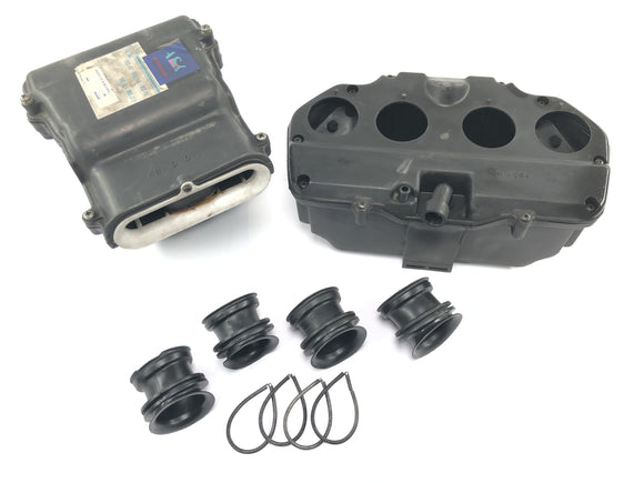 Kawasaki Zephyr 750 ZR750C [1994] - Luftfilterkasten Airbox Ansaugstutzen Gummimuffen