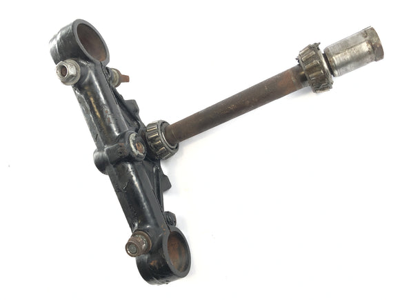 Triumph Bonneville T140V [1976] - Puente de la bifurcación debajo