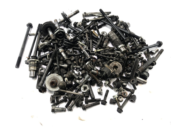 Honda CBX 650 E RC13 [1983] - Le viti e le parti residue sono convolute