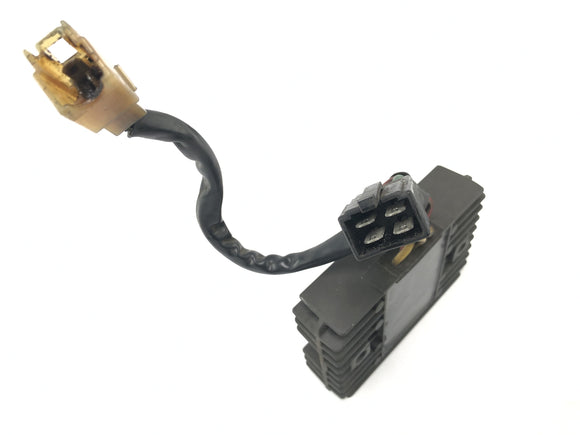 Ducati 999 H4 [2003] - Regulador de tensión del rectificador del controlador