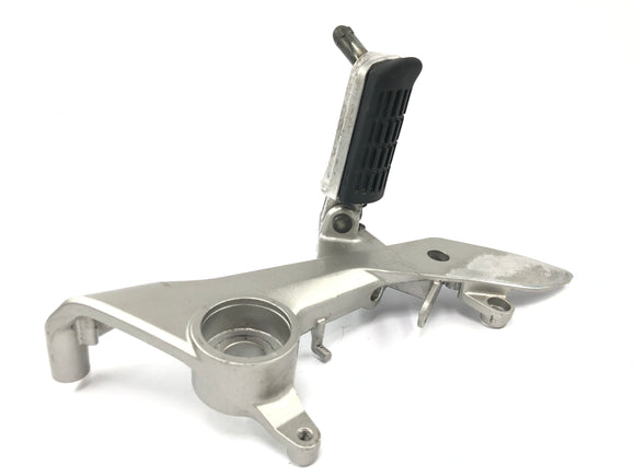 Honda VFR 800 FI RC46 [1999] - Fußraste Fahrerfußraste Fußrastenhalter rechts