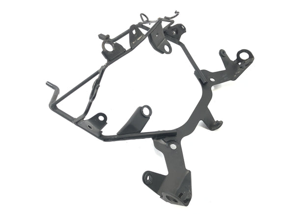 Suzuki VZ 1500 WVCU [2011] - Кронштейн держателя лампы передний