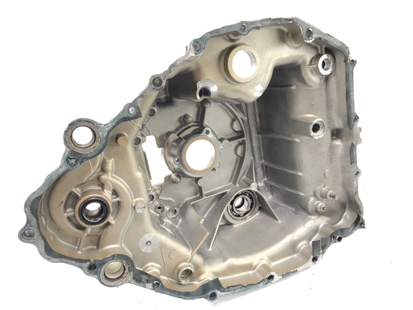 Honda GL 500 Silverwing PC02 [1982] - Крышка моторного двигателя с заправками