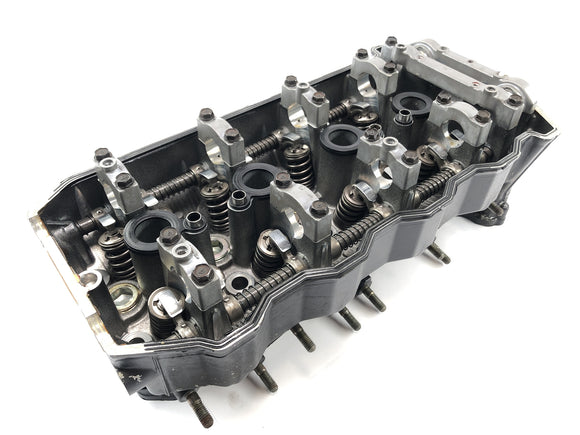 Kawasaki GPZ 1100 ZXT10E [1997] - Sylinterin pään moottorin lohkoventtiilin peittoalue