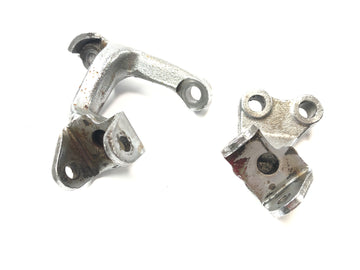 Honda XL 600 R PD03 [1986] - Footrest support driver footrests