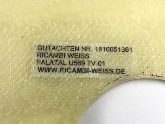 Yamaha YZF 750 R 4NHN [1996] - Pokłcza boczna na właściwym przebraniu okładzin wyścigowych