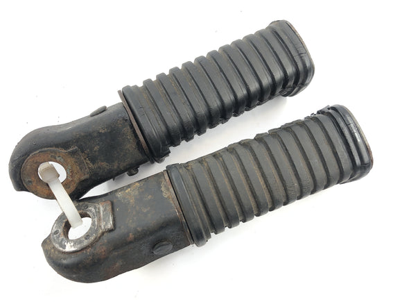 Yamaha XS 650 SE 3L1 [1979] - Pediatryczne podnóżki po lewej i prawej stronie