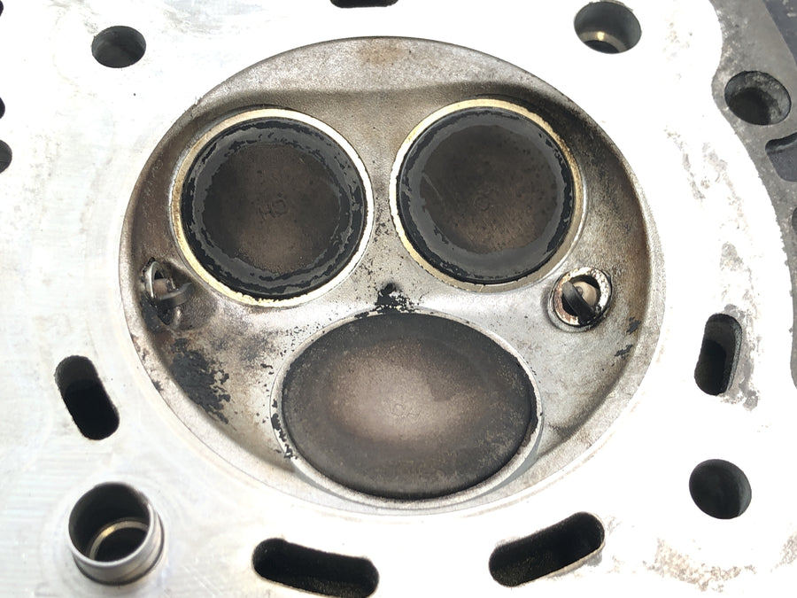 Honda VTX 1800 SC46 [2004] - Zylinderkopf hinten Ventilsteuerung