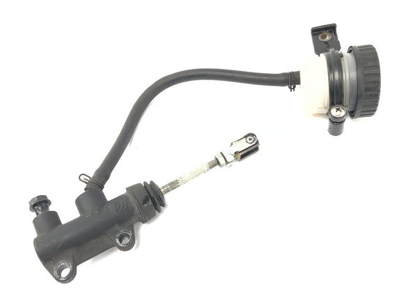 Moto Guzzi Stelvio 1200 4V [2009] - brzdové čerpadlo za sebou