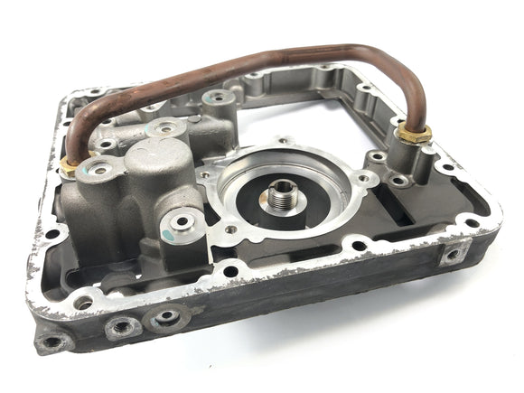 Moto Guzzi Stelvio 1200 4V [2009] - Grabación de filtro de aceite en la bandeja de aceite