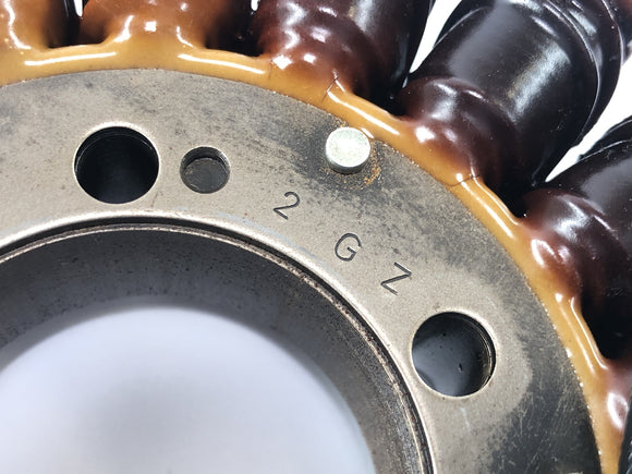 Triumph Sprint St 1050 [2005]  - コネクタのないステーターオルタネーター