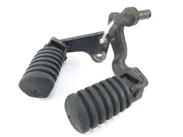 Yamaha XT 550 5y3 [1982] - Водительские ноги влево и справа