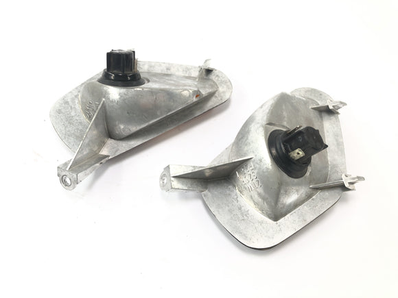 BMW K 1100 LT 100 [1994] - Vasemmalle ja oikealle asetettu verhousilmaisimen suuntavalon vilkkuva valo