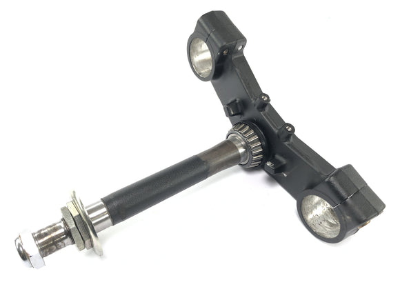 Triumph Daytona 900 T300 [1993] - Ponte do garfo abaixo