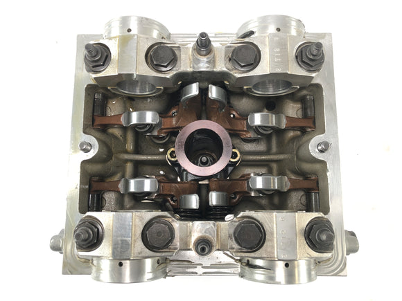 Ducati 999 H4 [2003] - головка цилиндра сзади