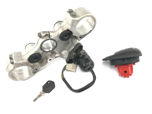 KTM 640 LC4 EGS [1999] - Zündschloss Lenkschloss Tankschloss Gabelbrücke oben Zündschlüssel