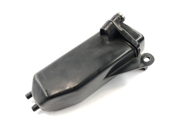 Honda NX 650 RD08 [1995] - toolbox