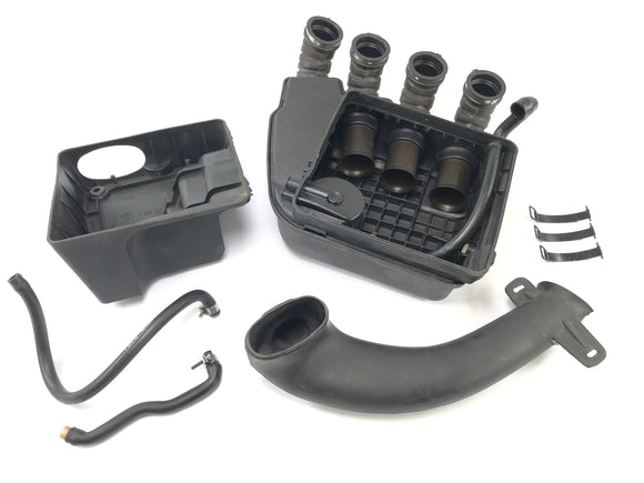 BMW K 1100 Rs [1991] - Assunzione di alloggiamento del filtro dell'aria del filtro dell'aria