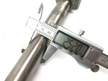 KTM Duke 690 A3 [2012] - Hátsó kerék tengely Hátsó kerék tengely - 0