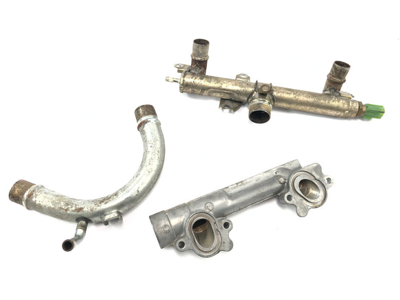 Yamaha GTS 1000 4FV [1997] - Jäähdytysvesiputket ja vedenjakaja