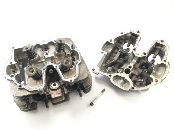 Honda SLR 650 RD09 [1997] - Cylinderhuvudhuvudskydd Motorventil