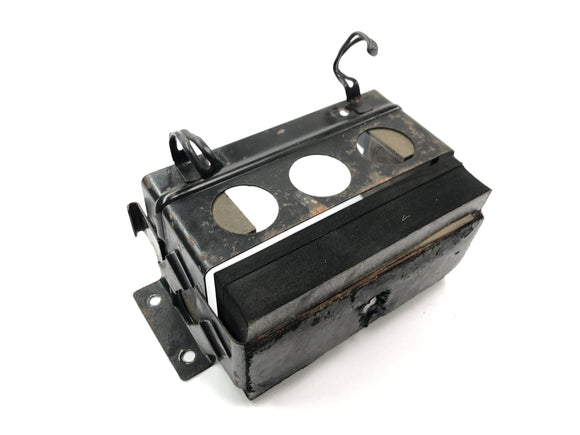 Suzuki GSX-R 1100 W GU75 C [1994] - Держатель аккумуляторной батареи