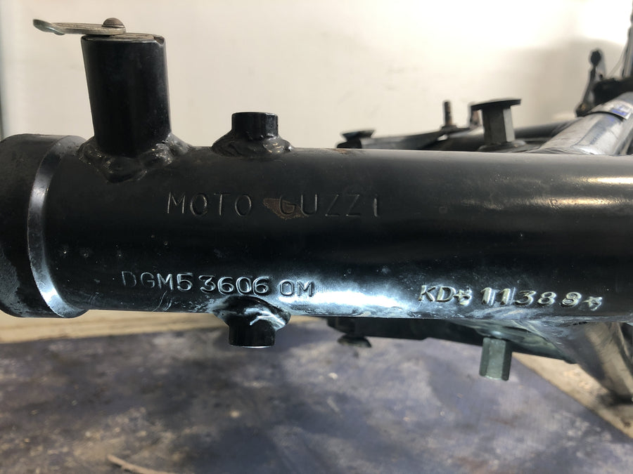 Moto Guzzi California 1100i [1995] - Rahmen mit Brief